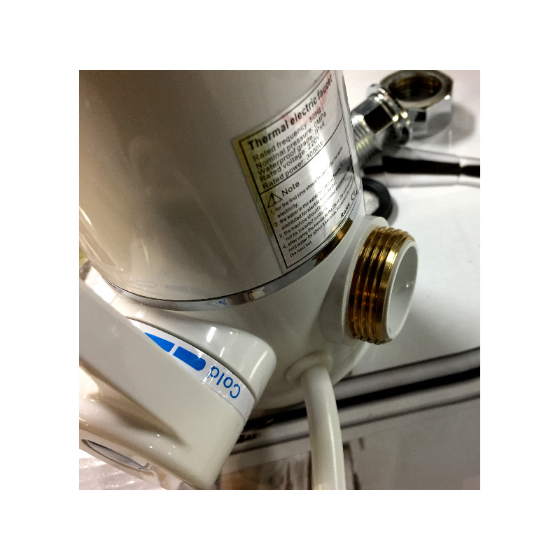 Momentinis vandens šildytuvas su čiaupu Instant BEF-002C 3.0kW 1.5L/min., pajungimas iš galo | vandens-sildytuvai.lt